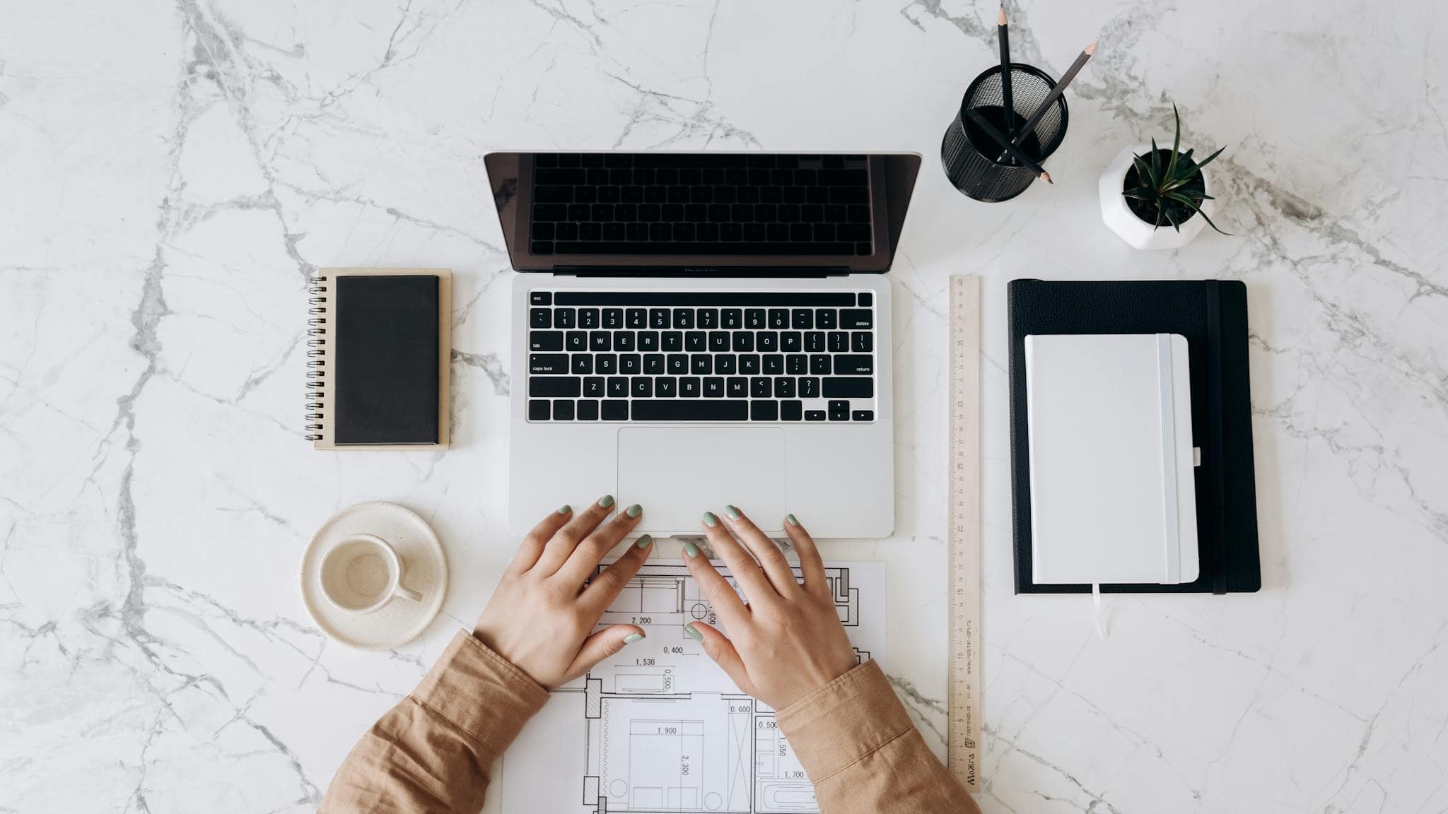 Digital agency services plan connecting strategy, implementation, and measurement